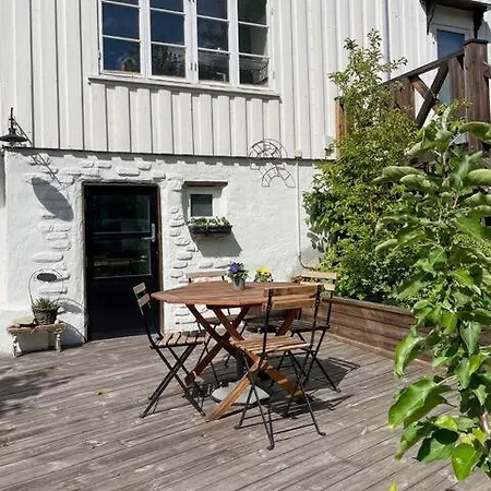 Sentrumsnaer I Guest house *
